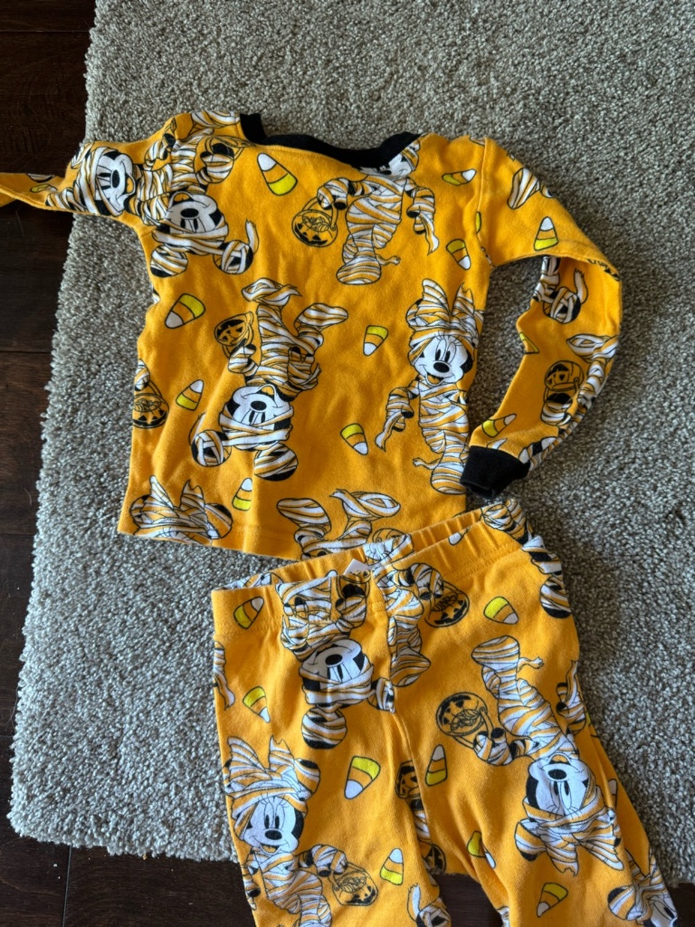Disney candy corn Mickey Mummy Halloween Kids Pajama Set 3t